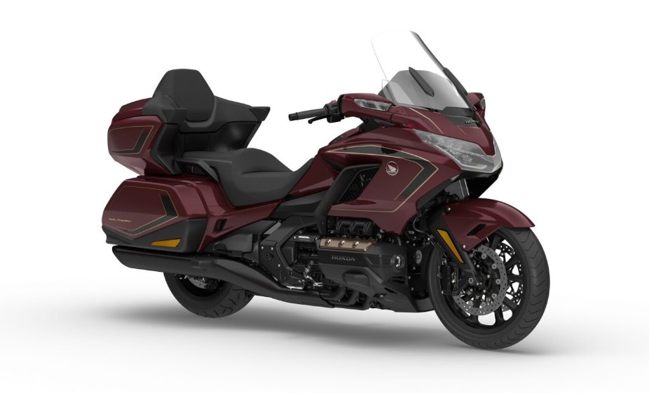 Honda Gold Wing: Motor Touring Legendaris dengan Kenyamanan Bak Mobil Mewah