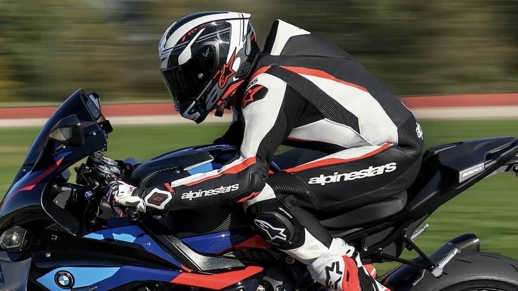 Alpinestars Racing Sport Collection 2027, Bawa Teknologi MotoGP ke Perlengkapan Riding