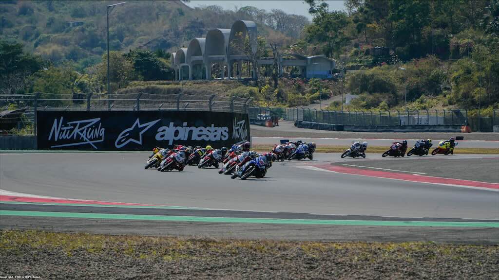 Hasil Race 1 Mandalika Racing Series 2026 Putaran 3: Persaingan Sengit dan Beda Tipis di Tiap Kelas
