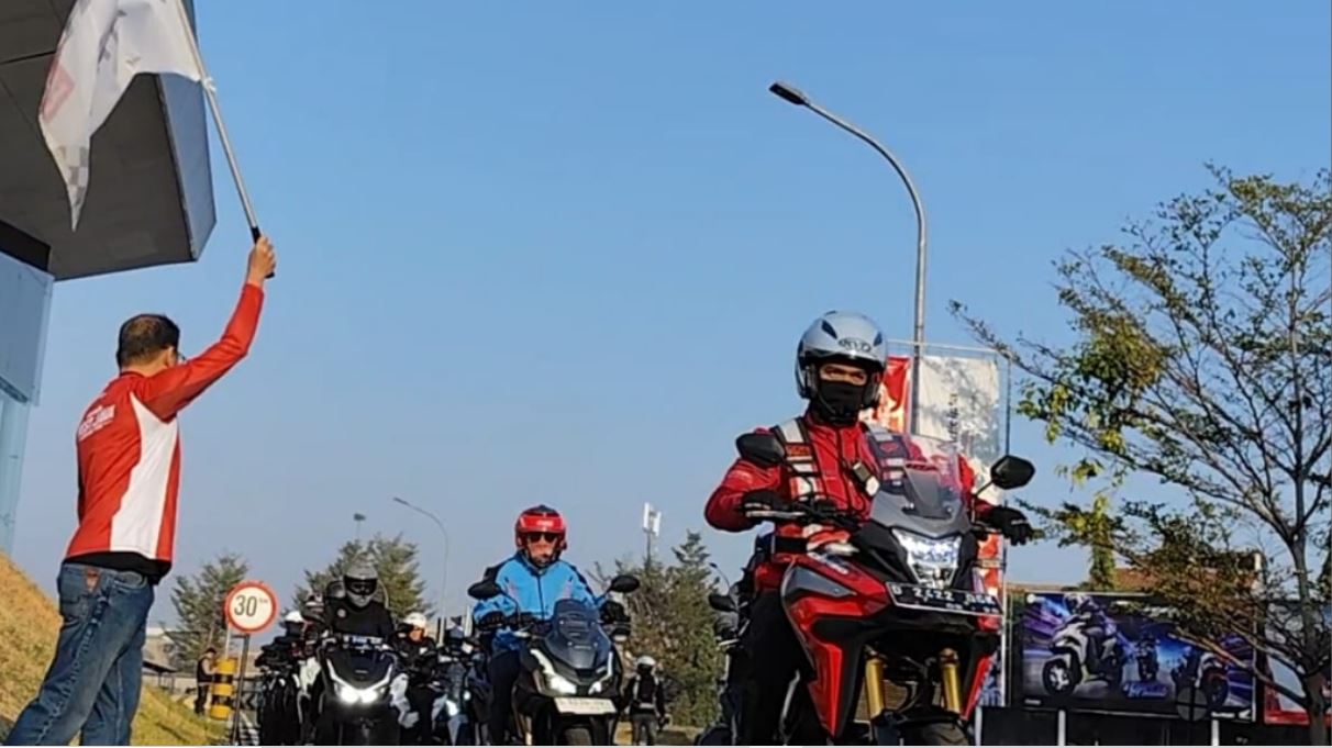 Honda West Java Heritage Ride Jelajahi 350 Km Keindahan Alam dan Budaya Jawa Barat