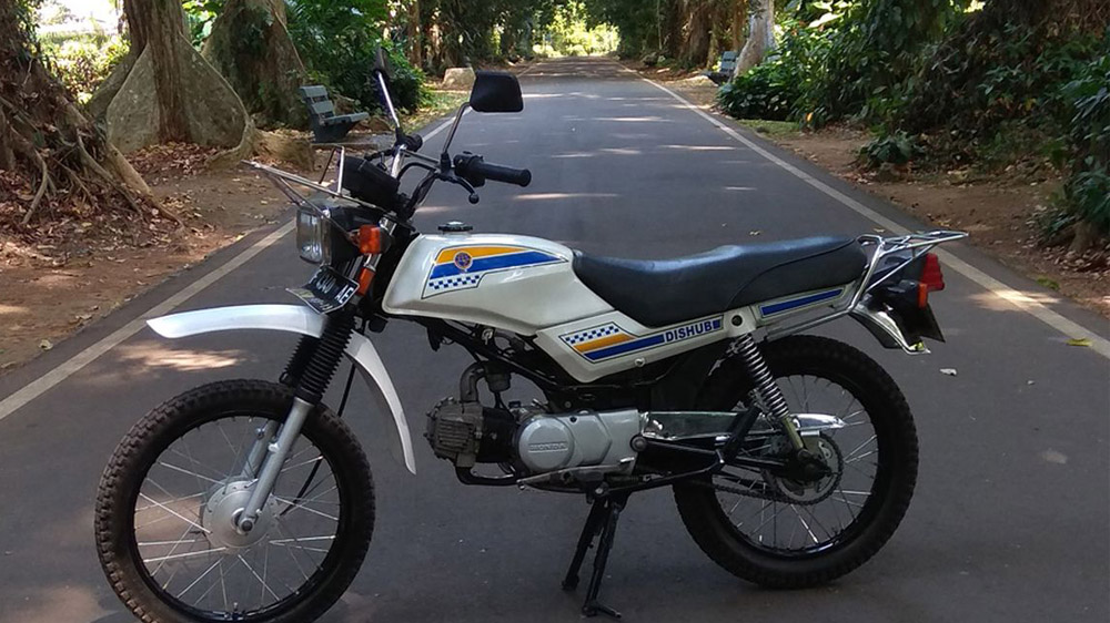 Honda Win 100, Motor Legendaris Tangguh yang Pernah Jadi Andalan di Segala Medan