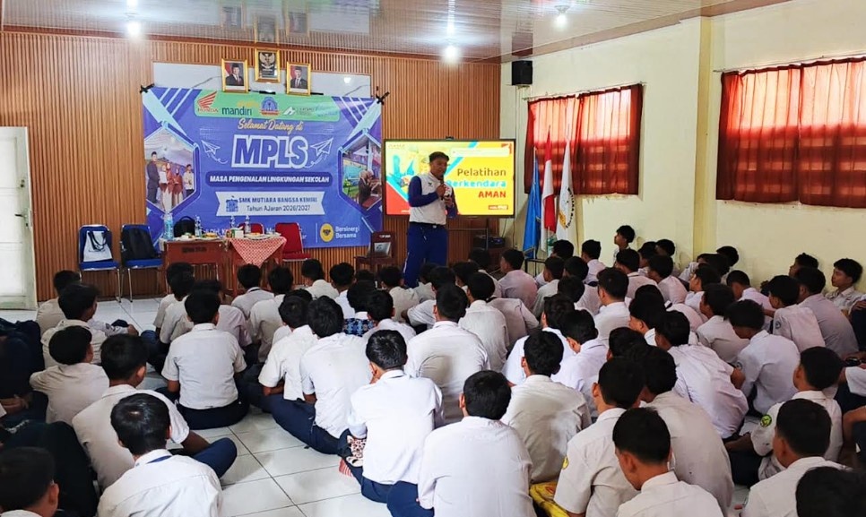 Tanamkan Budaya Berkendara Aman, Wahana Honda Edukasi Ratusan Siswa Baru di Tangerang