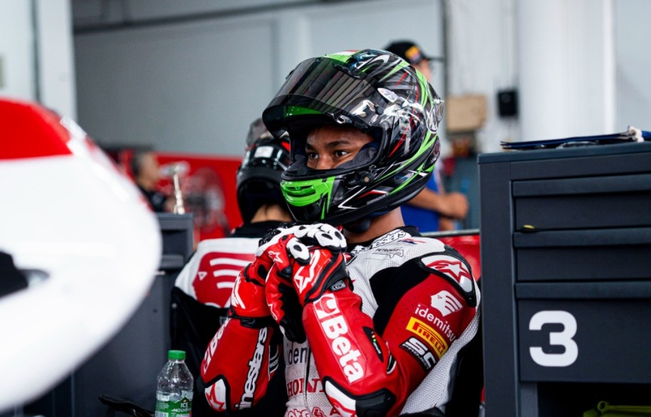 Pembalap Astra Honda Tampil Menjanjikan di Moto4 Asia Cup 2026 Sepang, Bintang Pranata Sukma Nyaris Podium!