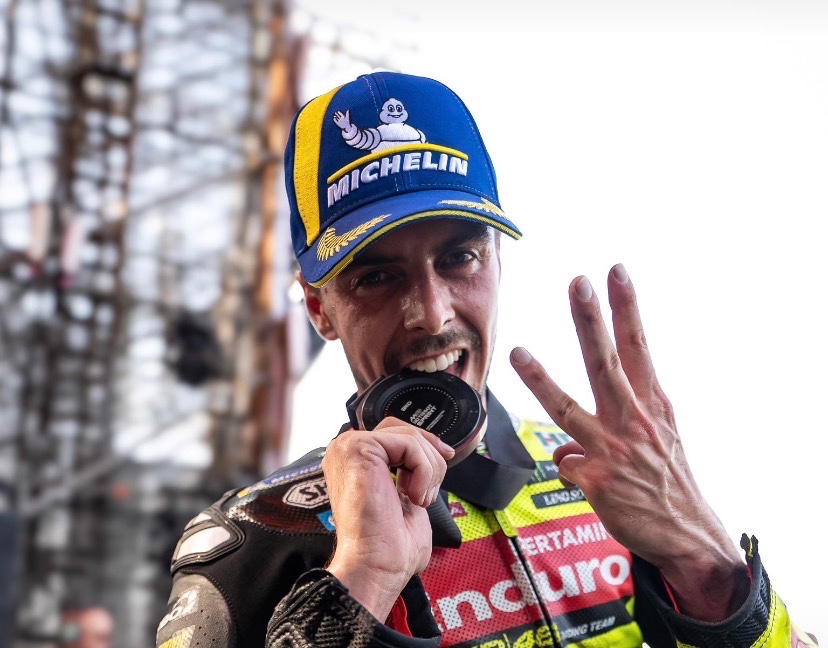 Podium Sprint Race Jadi Kado Spesial Diggia di Mandalika