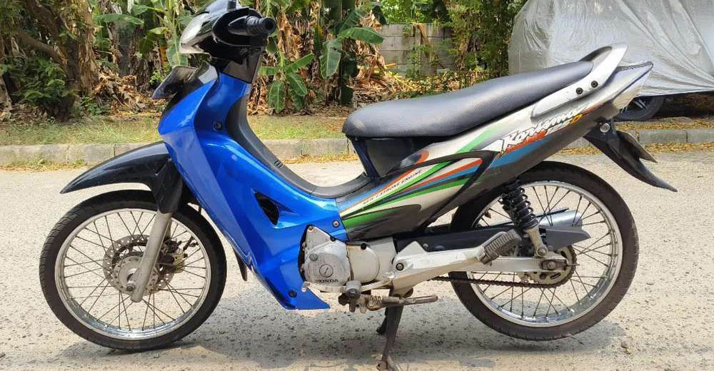 Honda Kharisma 125: Motor Legendaris yang Masih Ditangguh