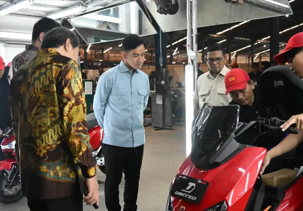 Wapres Gibran Tinjau Pabrik Motor Listrik United E-Motor, Dukung Industri Nasional