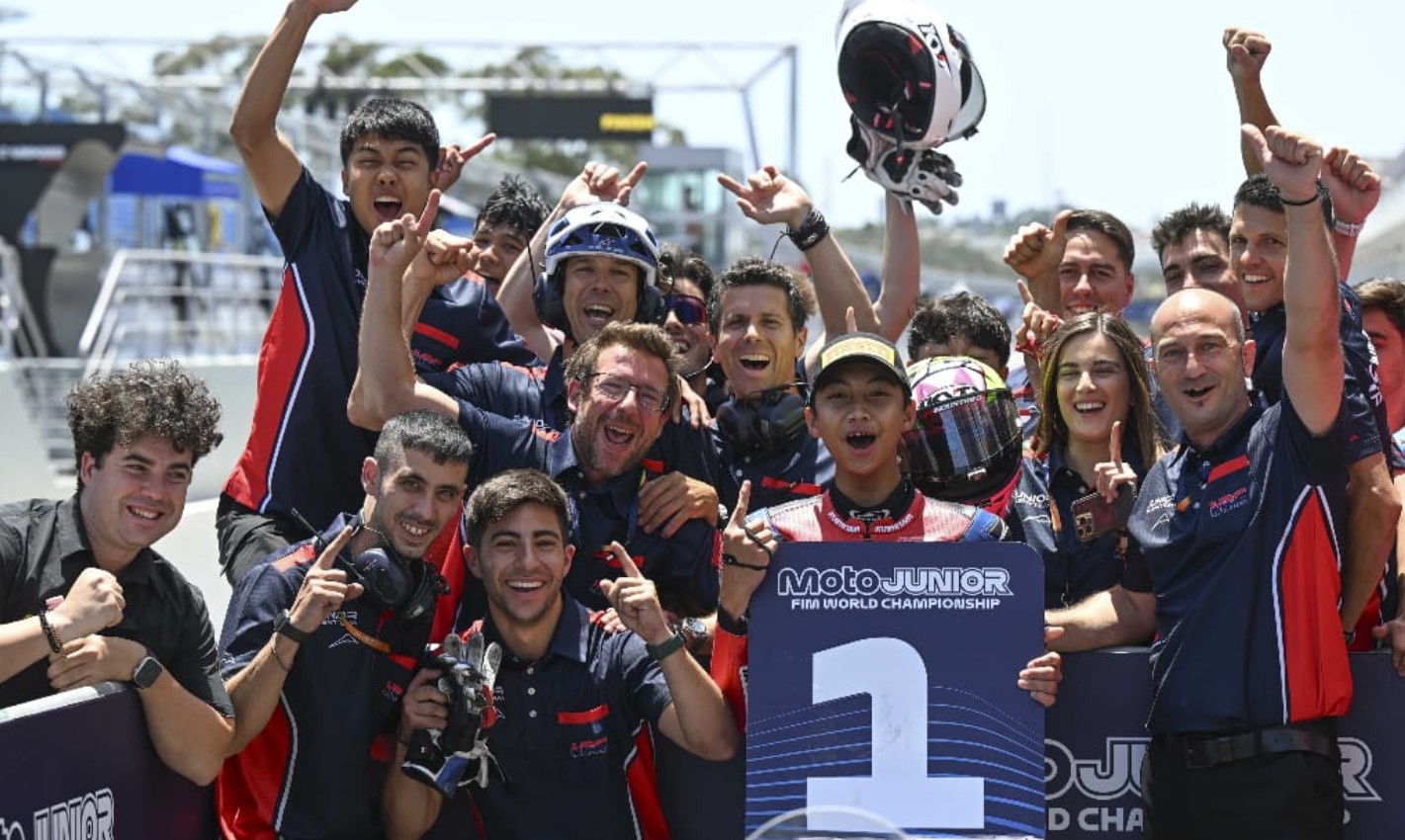 Catatan Emas Kiandra Ramadhipa, Menang di ETC dan Moto3 Junior World Championship Hanya dalam 11 Bulan
