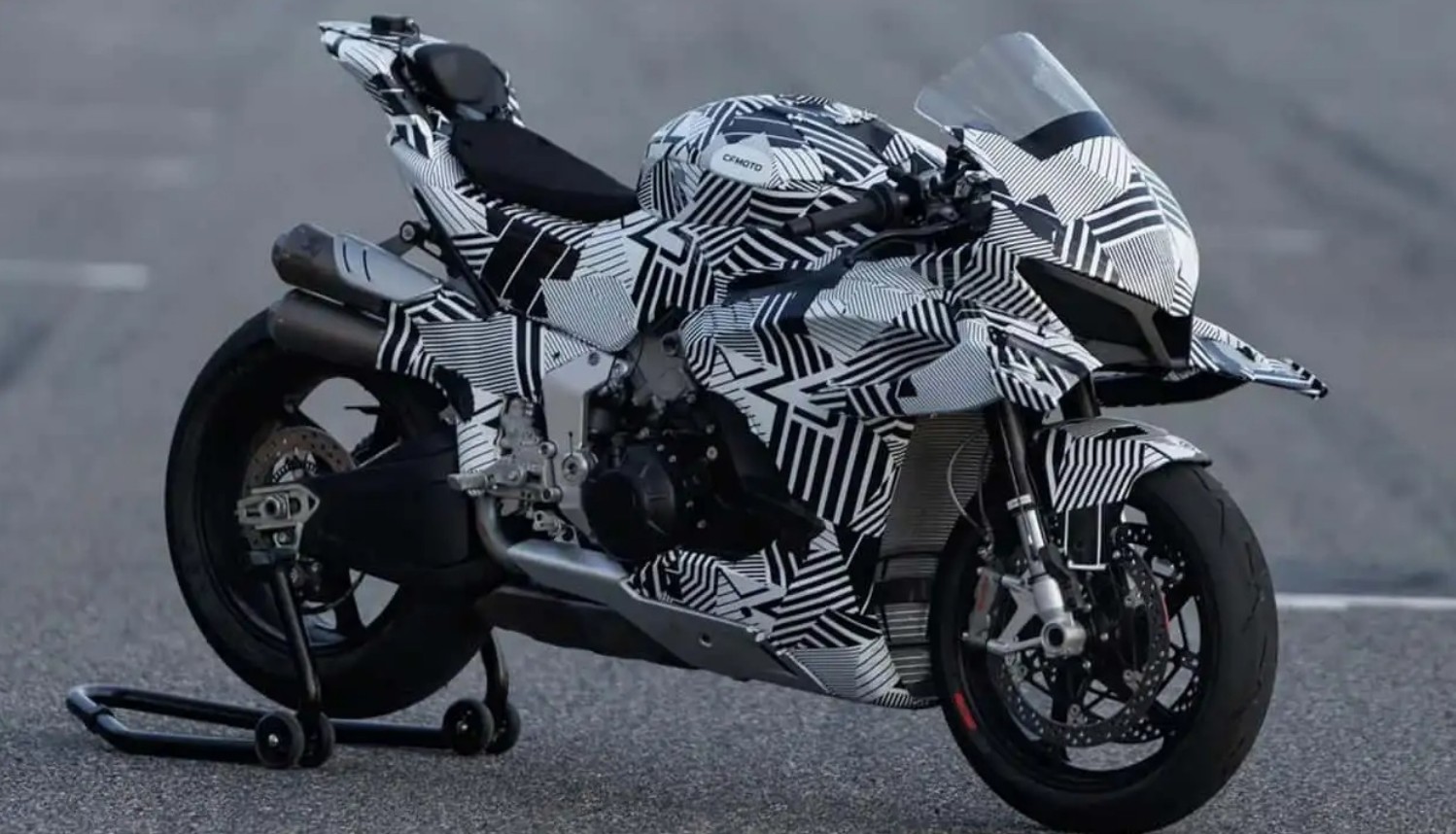 CFMoto V4 SR-RR Siap Guncang Dunia Superbike, Tenaga 210 HP dan Top Speed 315 Km/jam