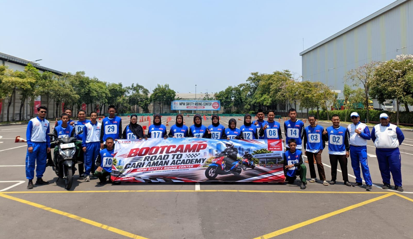 Cari Aman Bootcamp 2026, MPM Honda Jatim Perkuat Kompetensi Safety Riding Pelajar