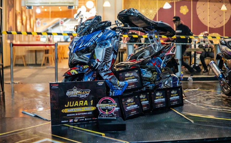 Yamaha XMAX Berubah Jadi Robot, Modifikasi Ekstrem Ini Borong 6 Penghargaan di CustoMAXi 2026 Bandung