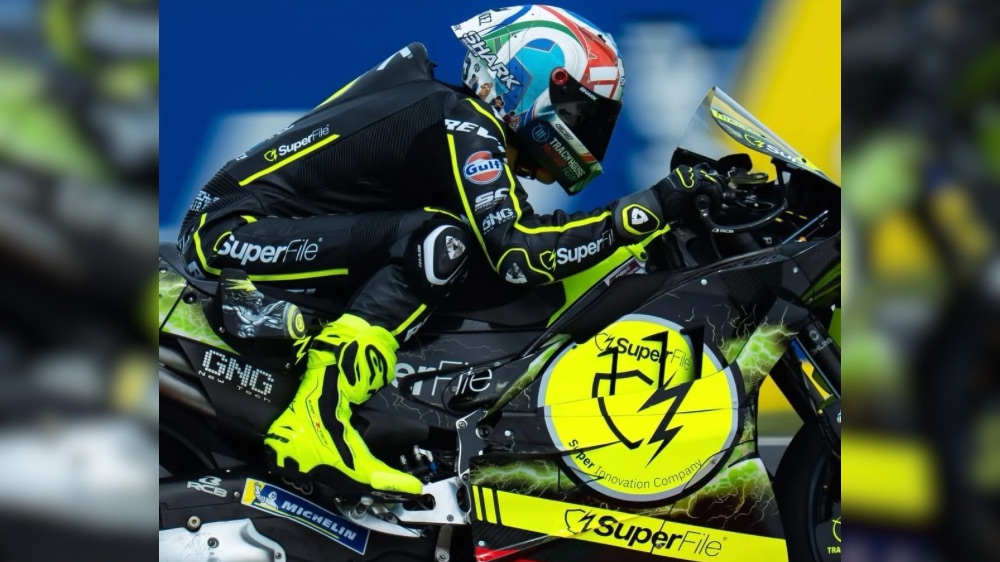 Punya Bos Baru, Livery Hitam-Kuning Trackhouse Aprilia Resmi Permanen Mulai Seri Hungaria!