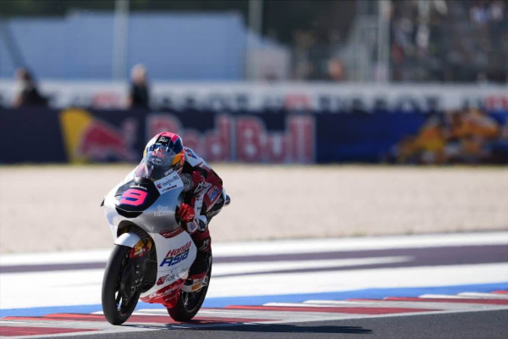 Sempat Masuk Zona Poin, Veda Pratama Akhirnya Finis Tanpa Poin di Moto3 San Marino 2026