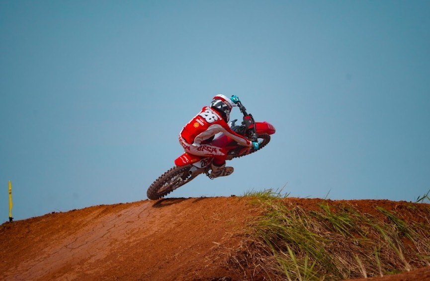 Mental Juara Diva Ismayana Bawa Ducati MX Team Indonesia Berjaya di Kejurnas Motocross Bekasi