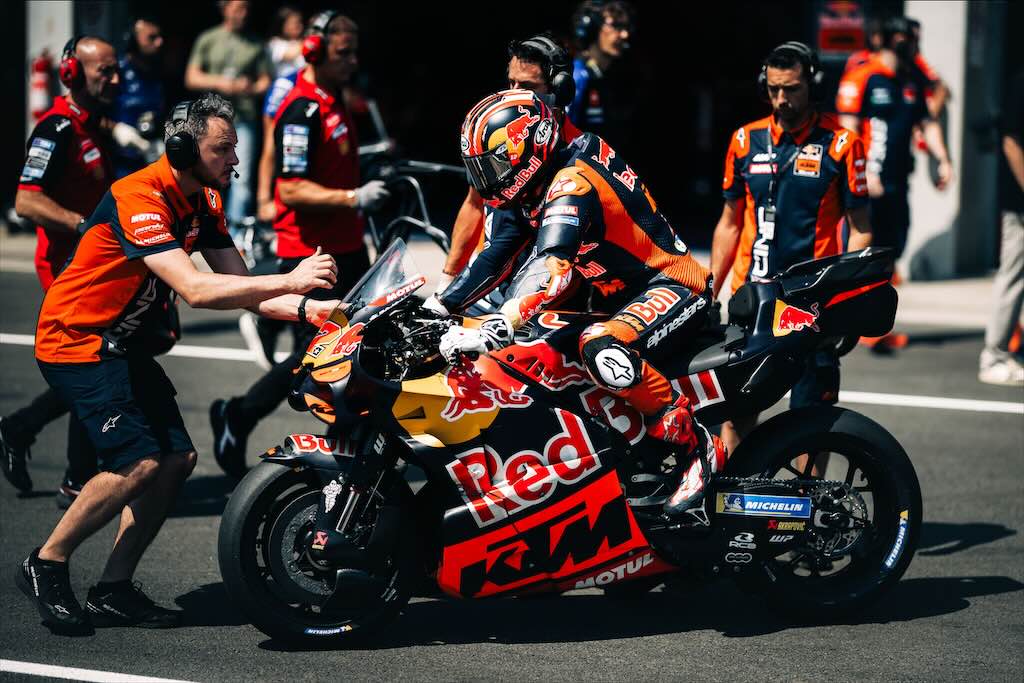 Maverick Vinales Belum Pulih dari Cedera Bahu, Kemungkinan Absen di MotoGP Aragon