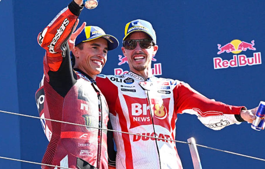 Hasil MotoGP San Marino 2026: Duo Marquez Berpesta! Marc Menang, Alex Kedua, Bezzecchi Tumbang di Awal
