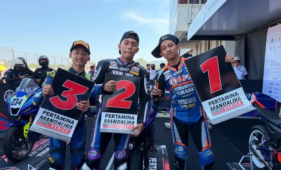 Konsisten di Puncak Klasemen, Yamaha Dominasi Kejurnas Mandalika Racing Series 2026