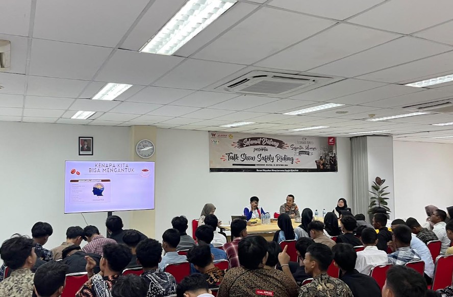 Gelar Seminar Safety Riding, WMS Ajak Pelajar Terapkan Budaya #Cari_Aman di Jalan