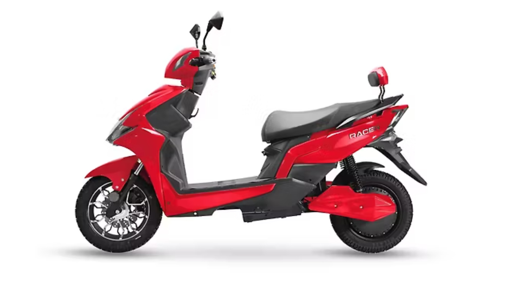 Harga Setara Motor Bekas, Skutik Listrik Odysse Racer Tawarkan Jarak 70 Km dan Fitur Kekinian