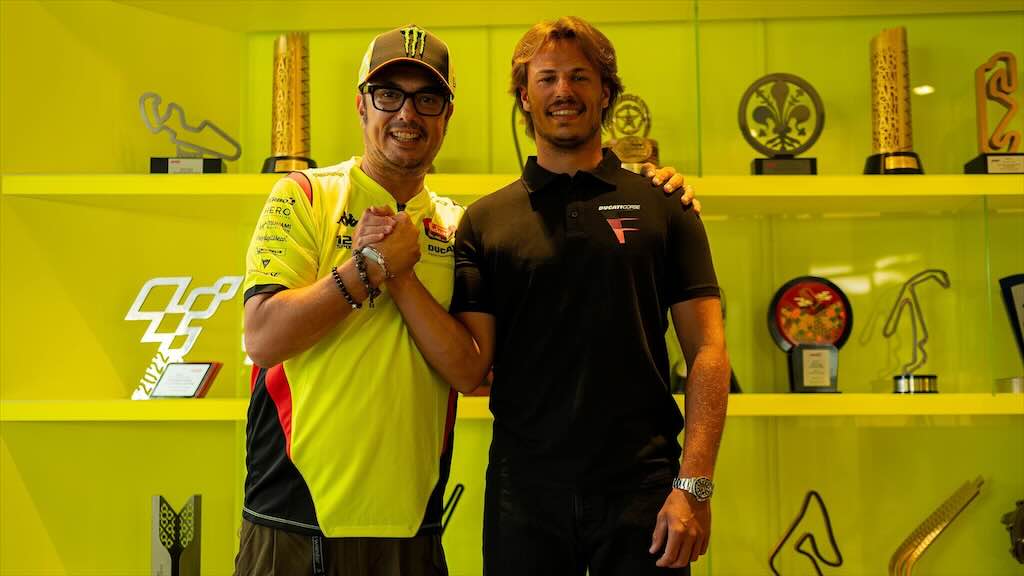 Nicolo Bulega Pindah ke MotoGP 2027, Resmi Jadi Pembalap Pertamina Enduro VR46 Racing Team