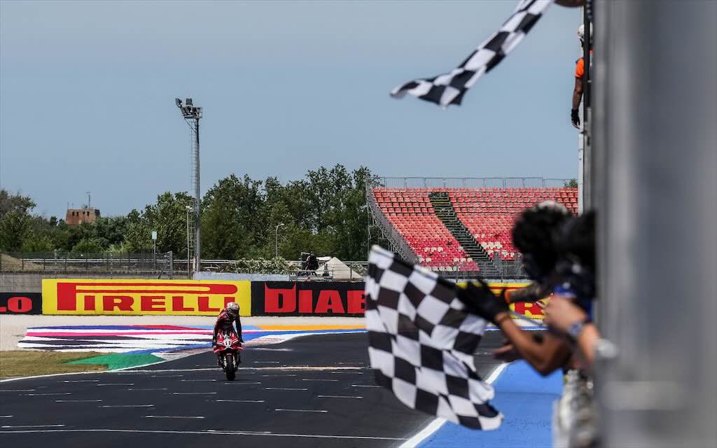 Nicolo Bulega Cetak Hat-Trick Ketujuh Usai Menang Race 2 WorldSBK Misano 2026