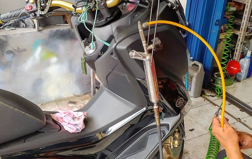 Infus Injector di Motor Injeksi, Benarkah Bisa Bikin Tarikan Mesin Kembali Enteng? Ini Penjelasannya