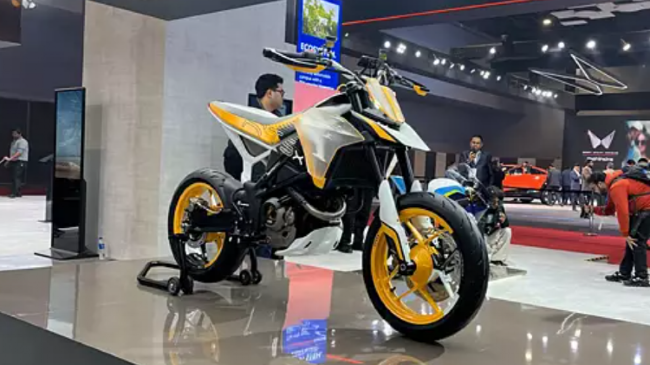 TVS Pamerkan Konsep Supermoto di Ajang Bharat Mobility Expo 2025