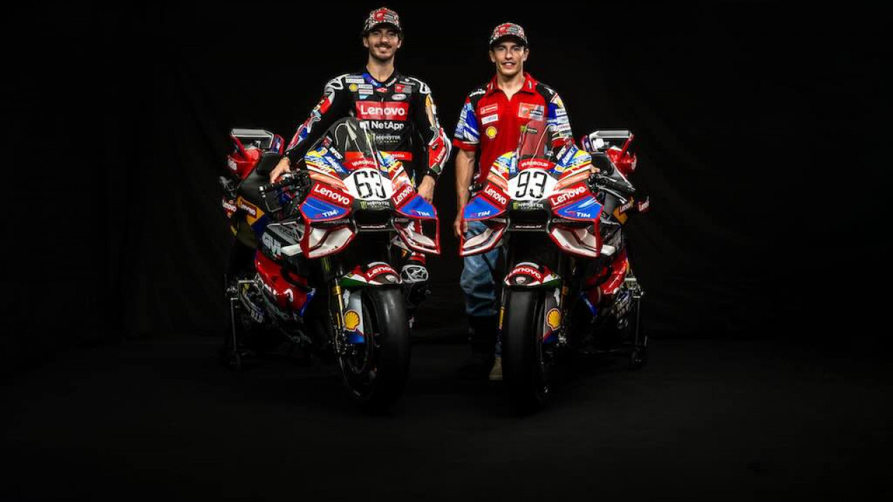 Satu Abad Ducati, Bagnaia dan Marquez Pakai Desmosedici GP dengan Livery Khusus di Mugello 2026