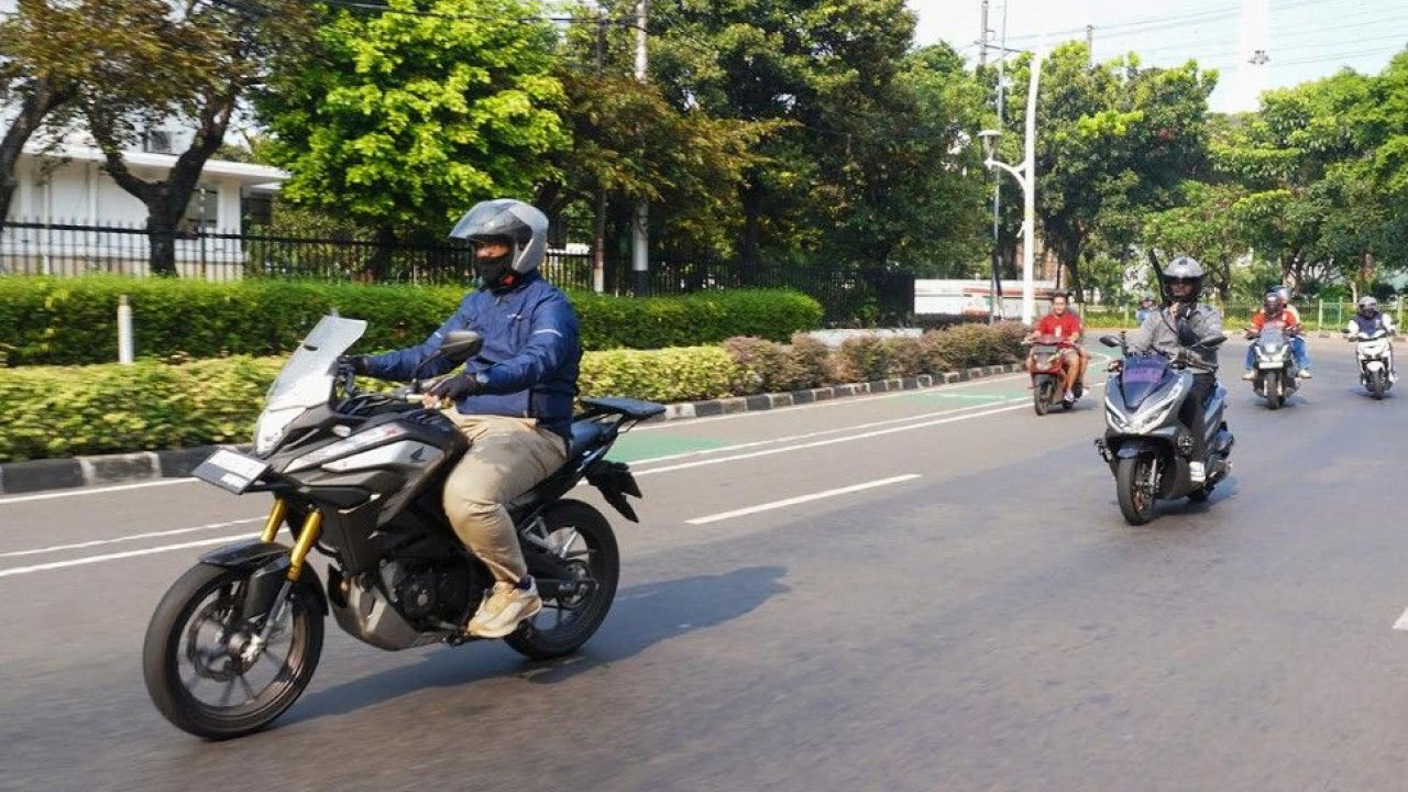 Jangan Asal Nyerobot Saat Jalanan Padat! Ini 5 Tips #Cari_Aman Berkendara Ala Wahana Honda