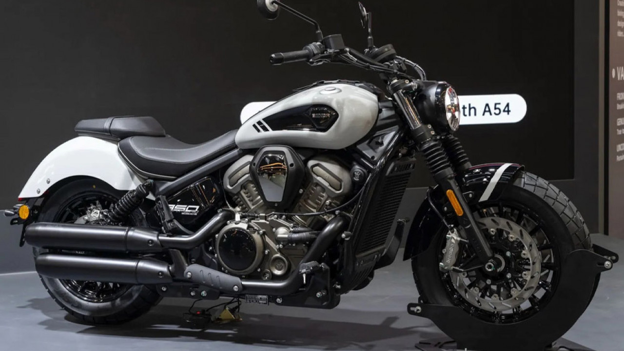 Benda P51 2025: Cruiser Hybrid 250 cc yang Tenaganya Bikin Motor Besar Minder