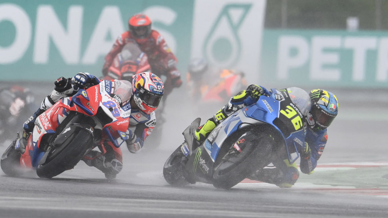 Hujan Turun, Strategi Tim MotoGP Berubah Total atau Tetap Sama?