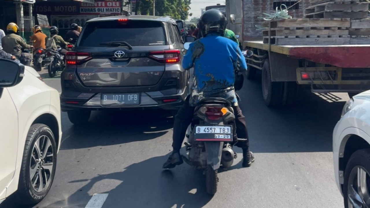 Pemotor Wajib Tahu! Waspada Blind Spot Saat Berkendara Agar Tetap Aman di Jalan Raya