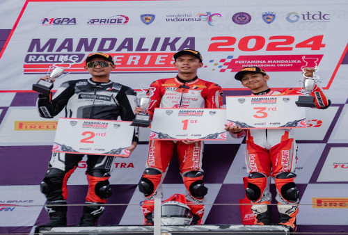 Juragan 99 Tersenyum Lebar! Debut Perdana MS Glow For Men Racing Team di Mandalika Racing Series 2024