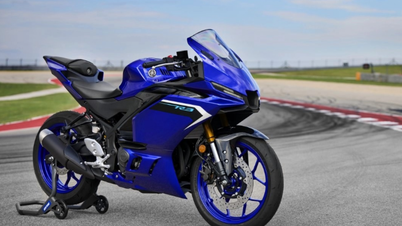 Tampil Beda, Yamaha All New YZF-R3 2025 Usung Desain Futuristik dengan Teknologi Modern