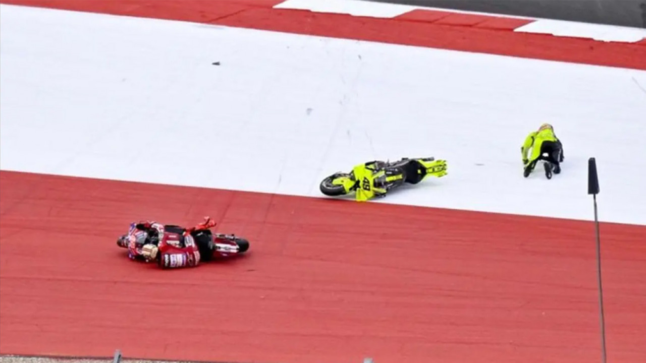 MotoGP 2026: Tabrak Jatuh Fabio Di Giannantonio, Marc Marquez Langsung Minta Maaf