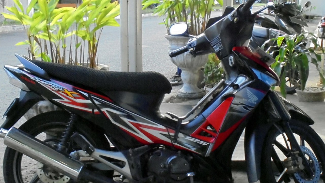 Honda Supra X125: Motor Lawas Tapi Mesin Masih Bandel Dipakai hingga Sekarang