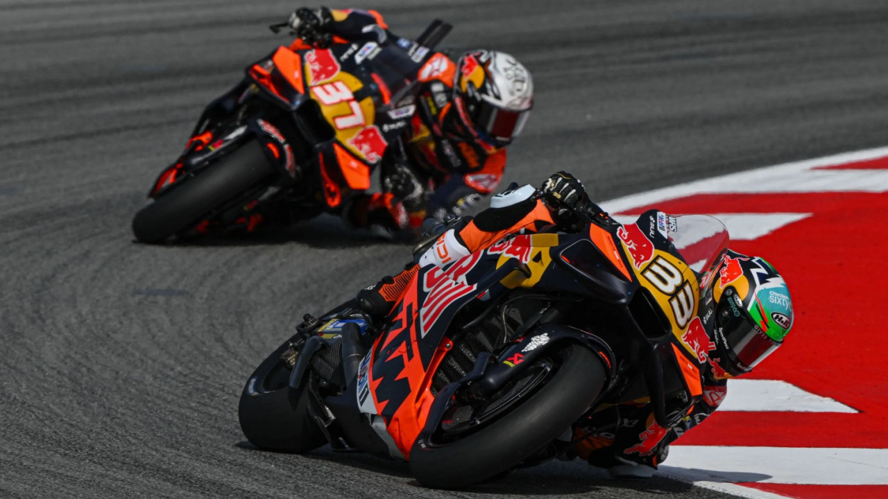 Brad Binder dan Pedro Acosta Bawa KTM Tercepat di Latihan MotoGP Catalunya 2025