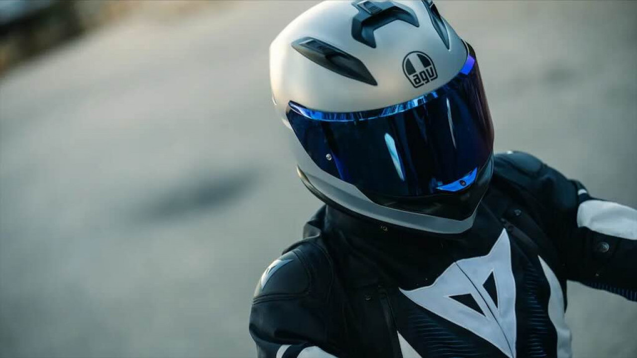 AGV K7 Resmi Meluncur, Helm Sport Touring Rp10 Jutaan Ini Bawa Teknologi MotoGP ke Jalan Raya