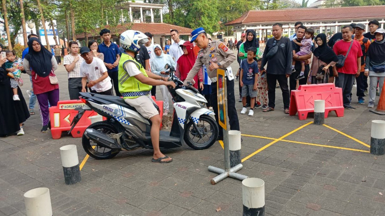 Satlantas Polresta Serang Kota Gelar Edukasi Safety Riding dan Simulasi Ujian SIM, Warga Antusias Ikuti Kegiatan