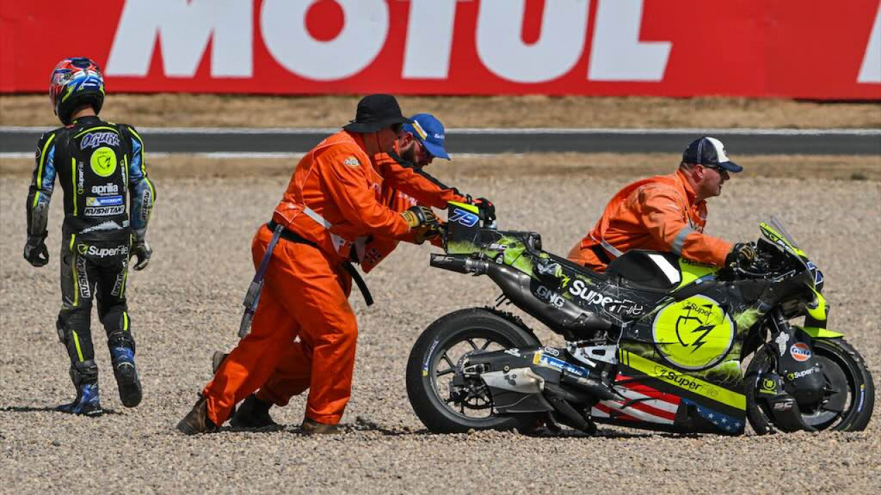 Kehilangan 20 Poin, Ai Ogura Ungkap Penyebab Kecelakaan MotoGP Inggris 2026
