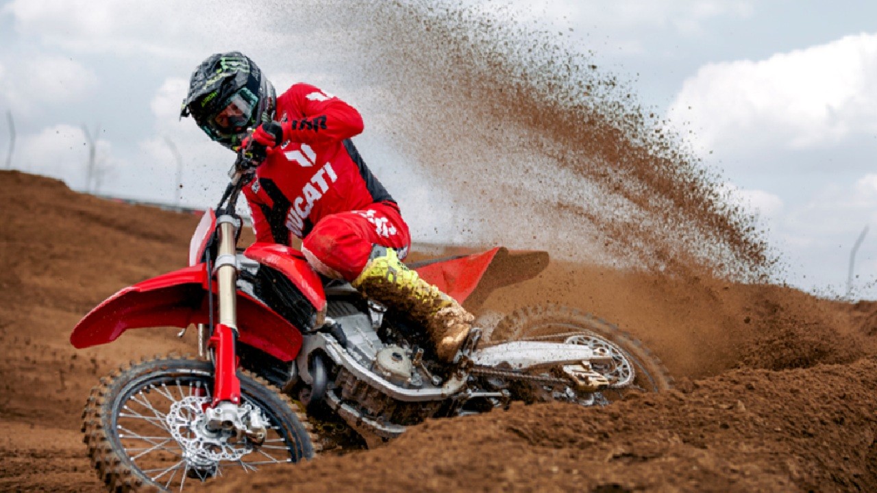 Ducati Hadirkan Predictive Maintenance di Desmo450 MX, Servis Jadi Makin Fleksibel