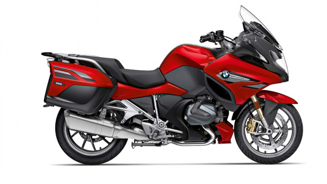 BMW R1250RT 2026: Raja Touring Premium yang Bikin Perjalanan Jauh Terasa Mewah