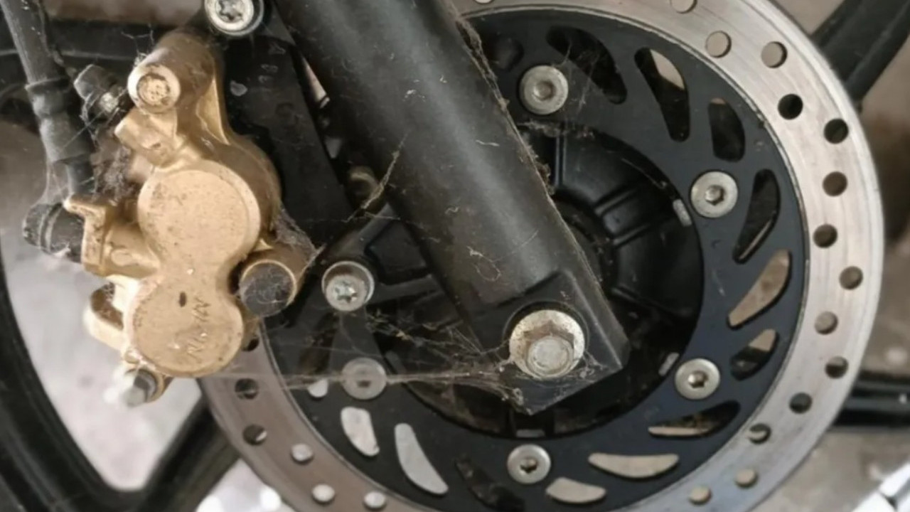 Jangan Diabaikan, Ini Tanda Piringan Cakram Motor Sudah Harus Diganti