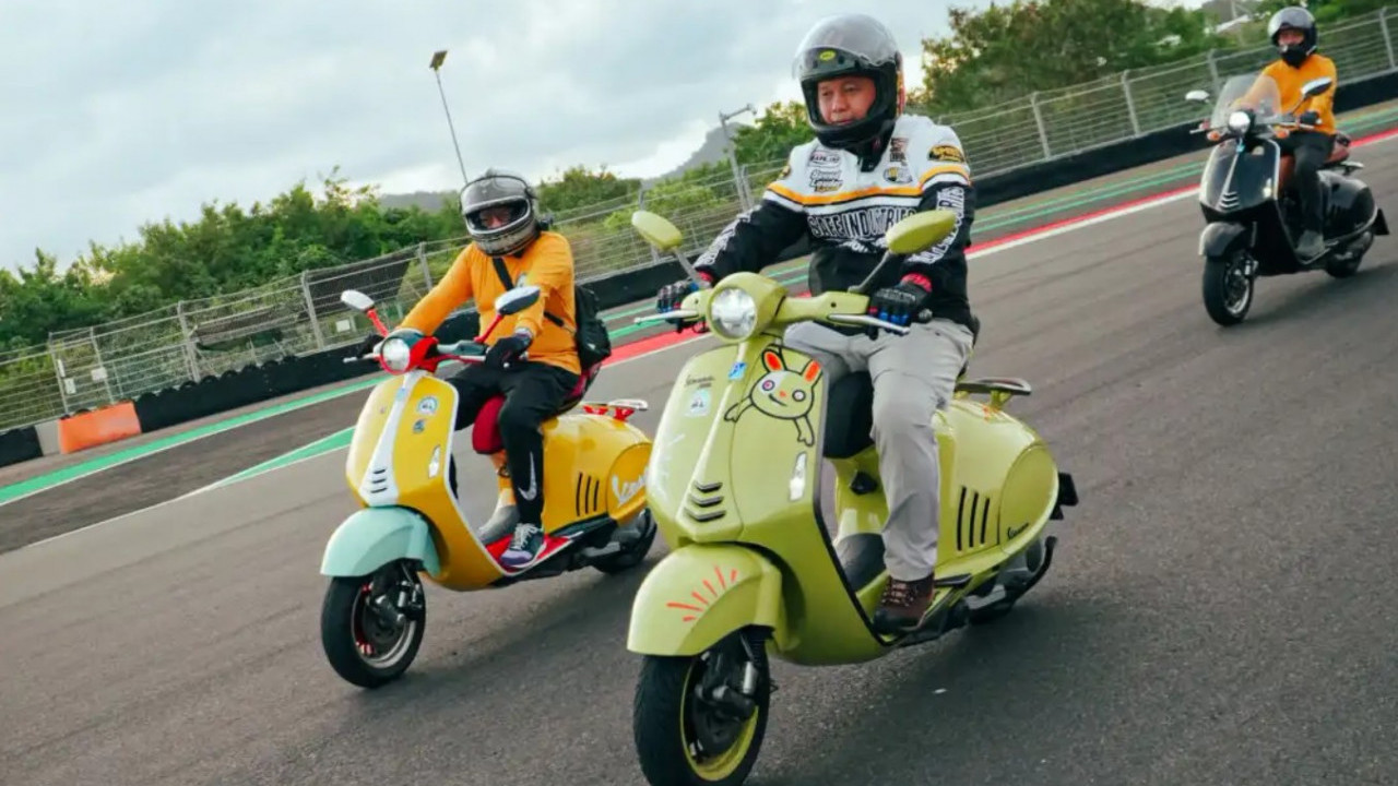 Komunitas Vespa 946 Indonesia Rasakan Pengalaman Eksklusif di Sirkuit Mandalika