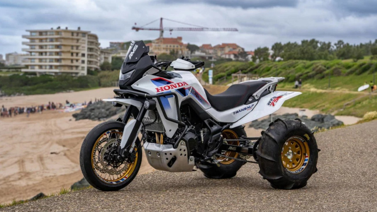 Honda Pamerkan 10 Motor Custom Spektakuler di Wheels and Waves 2026, Ada Tema Iron Man hingga Dakar Rally