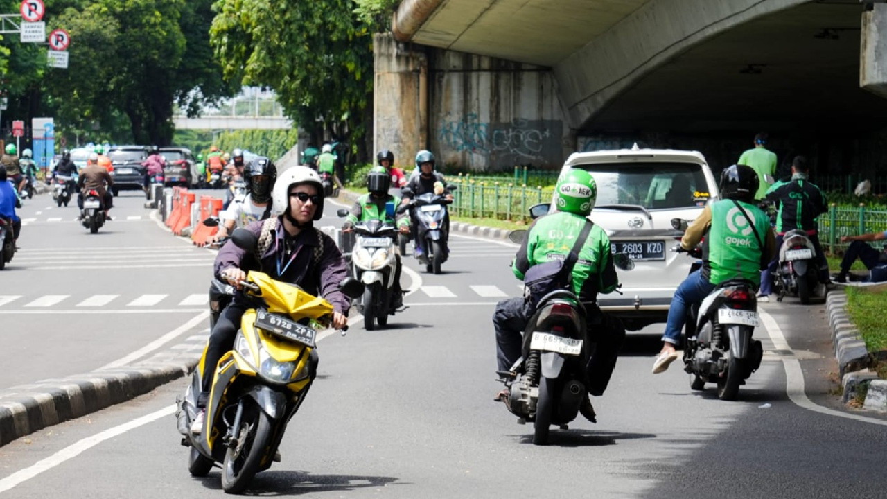 Lebih Berbahaya dari Sirene Ilegal, Korlantas Tekankan Bahaya 'Lawan Arus' di Jalan Raya