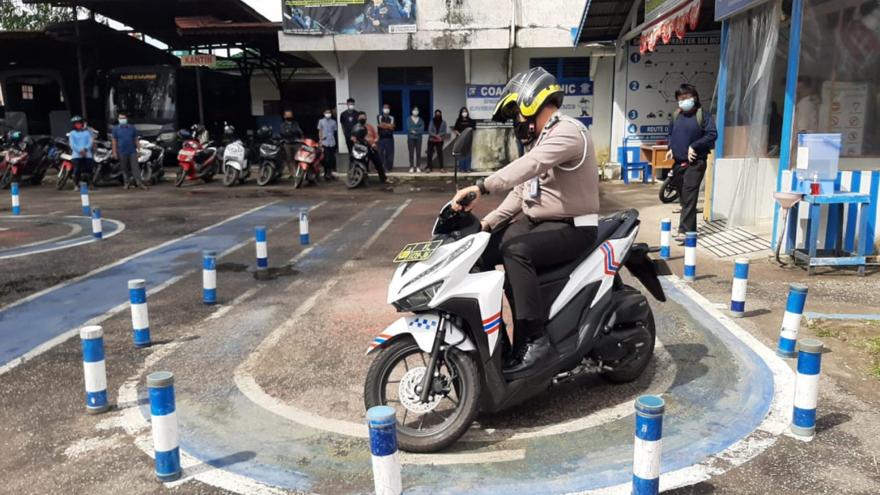Meski Terlihat Sepele, Pelanggaran Ini Bisa Langsung Menggugurkan Peserta Ujian Praktik SIM C
