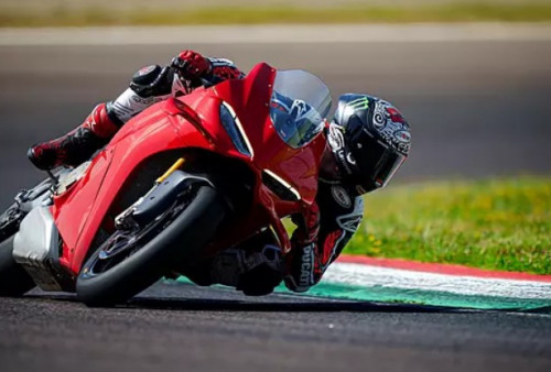 Pecco Bagnaia Komentar Tentang Ducati Panigale V4 Terbaru. Perubahannya Signifikan!