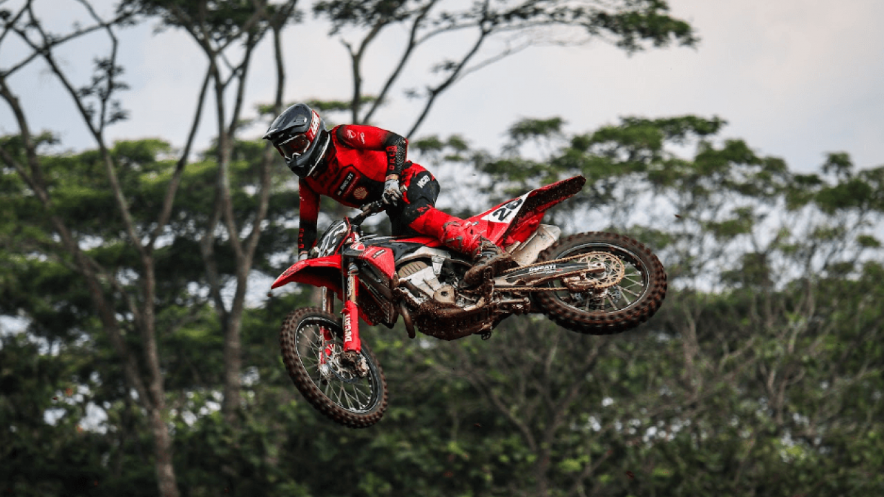 Hasil Kualifikasi Kejurnas Motocross 2026 Karanganyar: Diva Ismayana Tercepat, Hilman Maksum Finish P4