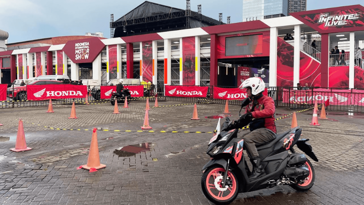 Puluhan Bikers Jajal Langsung Performa New Honda Vario 125 dan Asah Skill Safety Riding