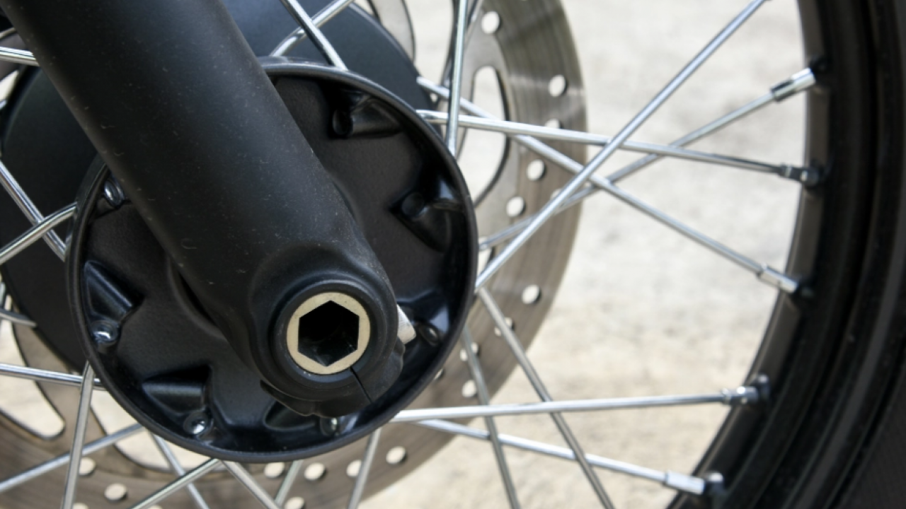 Mau Upgrade Velg Motor? Ini Panduan Simpel Biar Tetap Aman Dipakai Harian